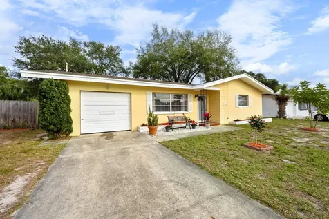 240 Regina Drive N Largo FL 33770