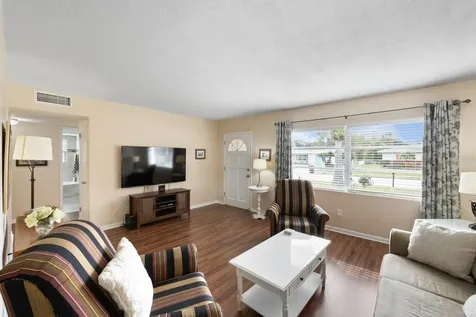 240 Regina Drive N Largo FL 33770