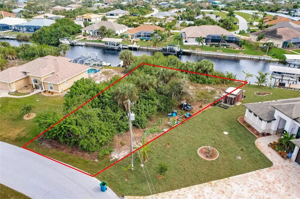 9462 Wacker Terrace Port Charlotte FL 33981