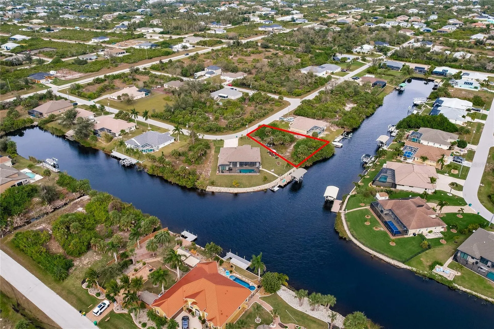 9462 Wacker Terrace Port Charlotte FL 33981