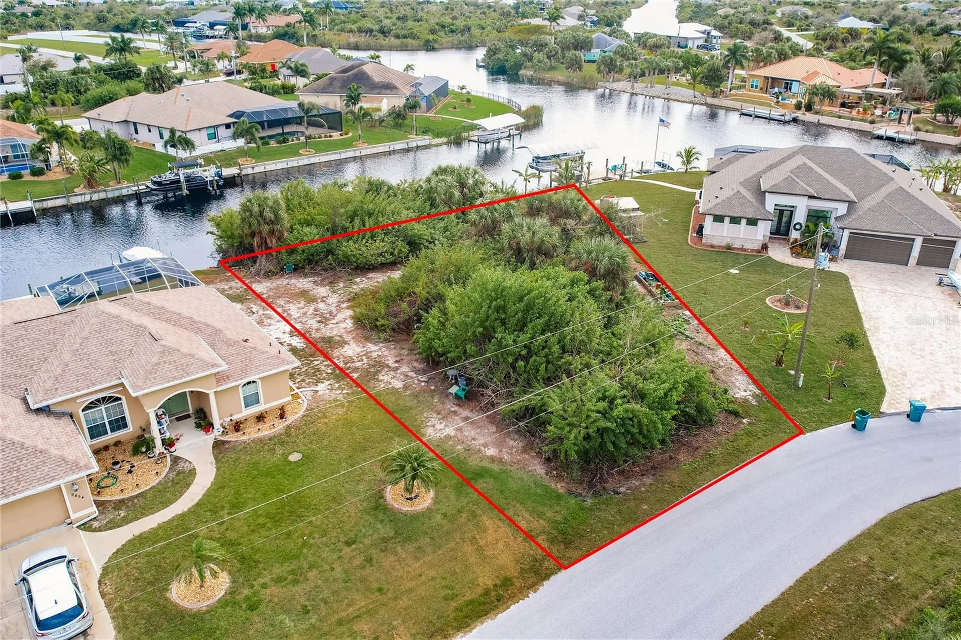 9462 Wacker Terrace Port Charlotte FL 33981