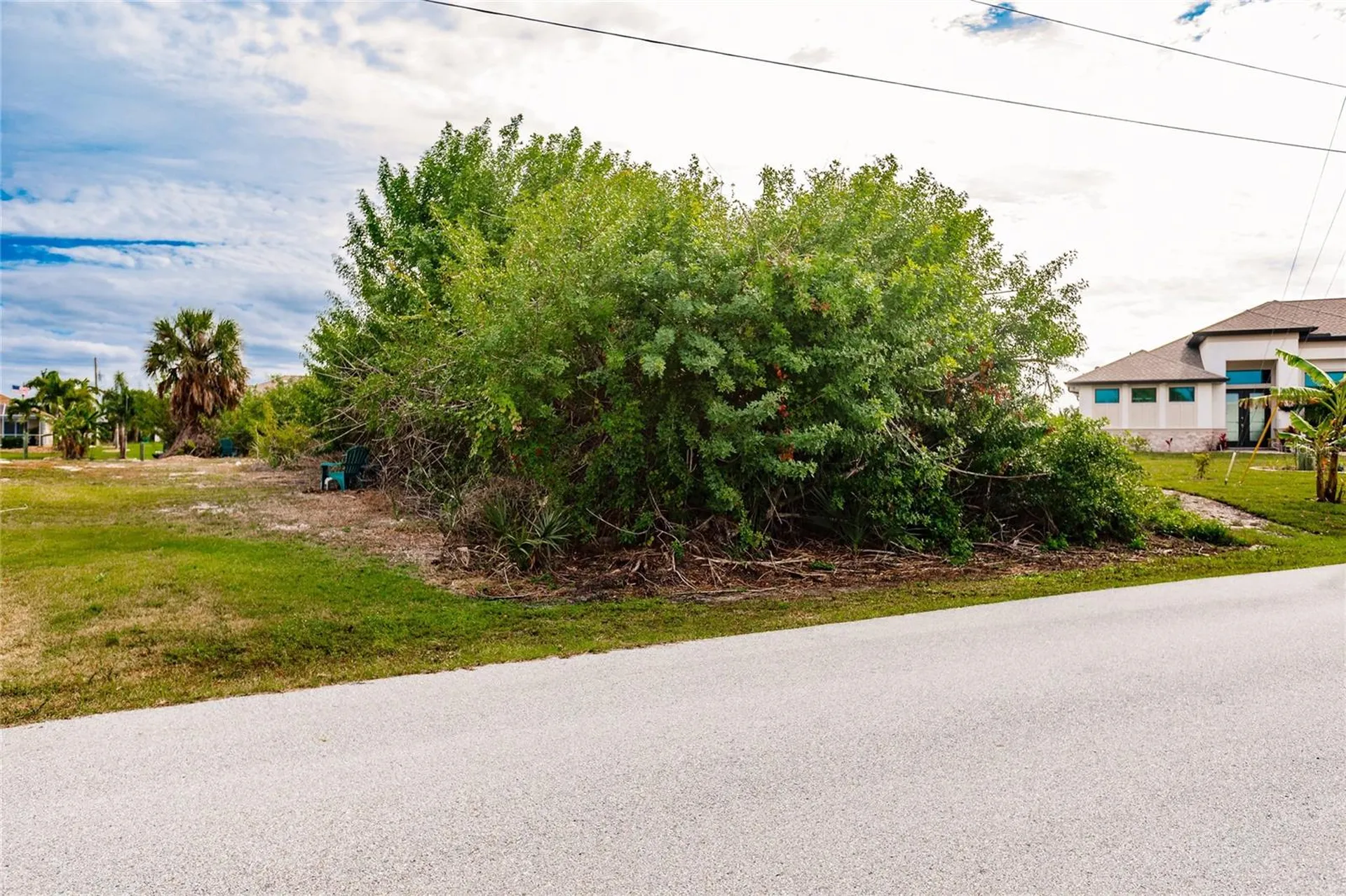 9462 Wacker Terrace Port Charlotte FL 33981