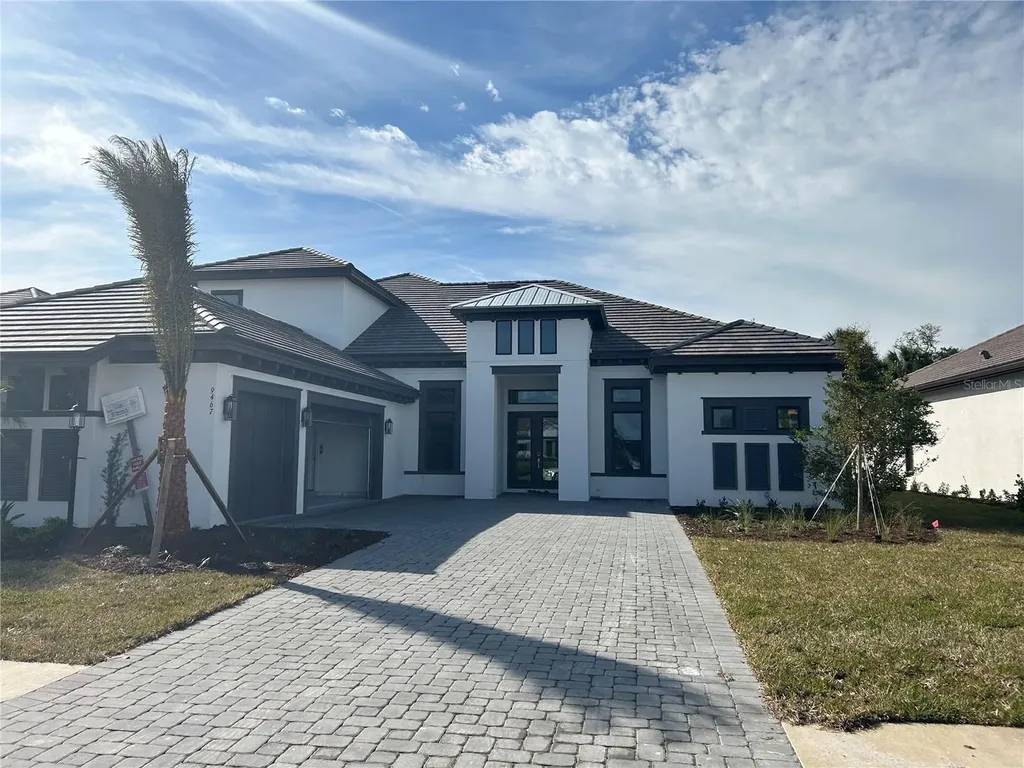 9467 Tequila Sunrise Drive Sarasota FL 34241