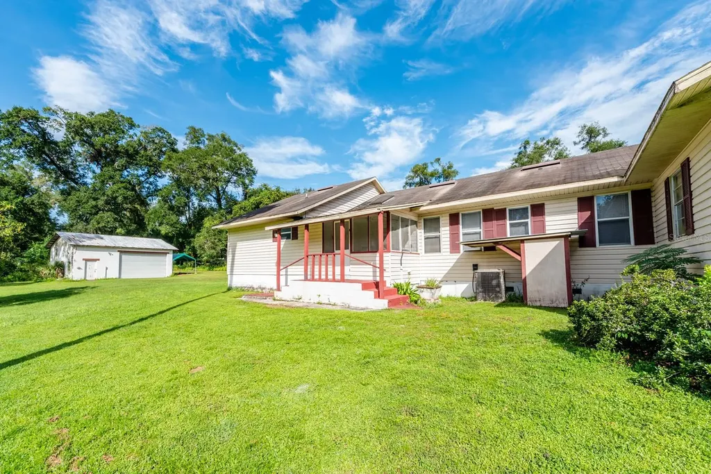 1965 W Minnesota Avenue Deland FL 32720