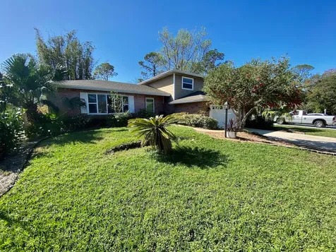 19 Woodlake Drive Port Orange FL 32129
