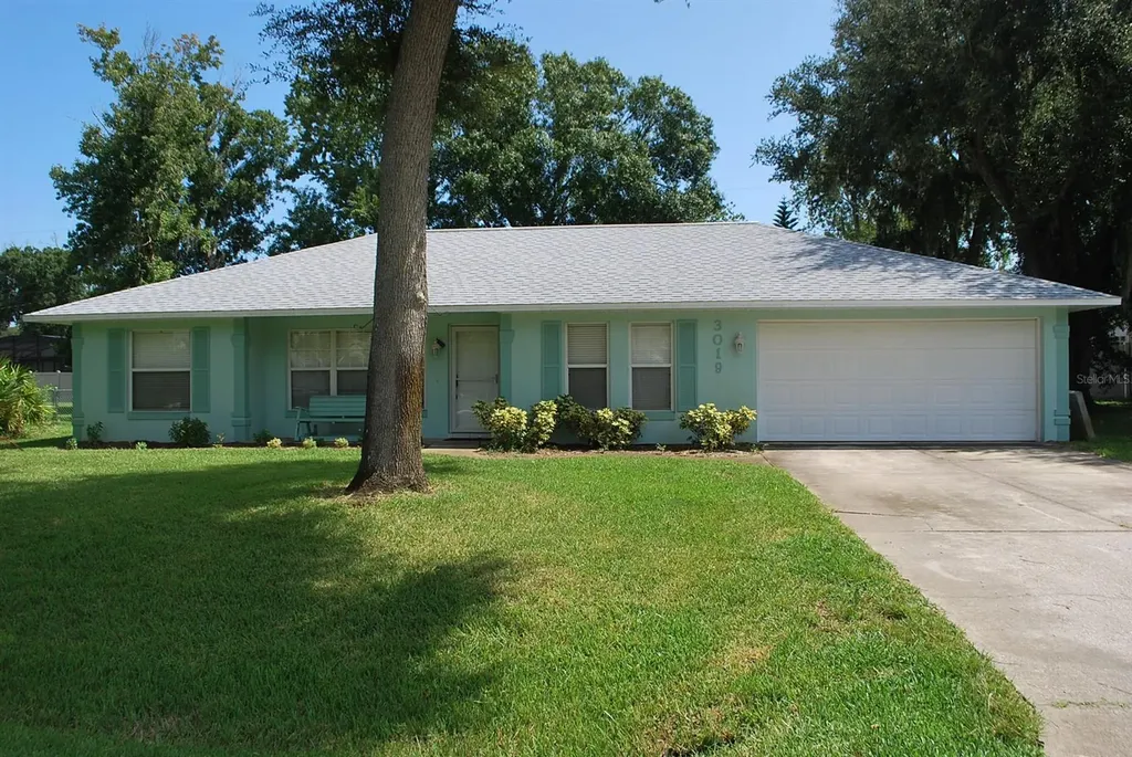 3019 Silver Palm Drive Edgewater FL 32141