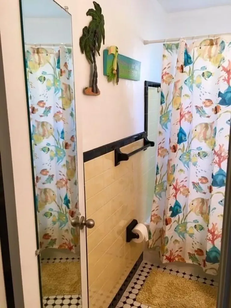 411 S Pine Street New Smyrna Beach FL 32169
