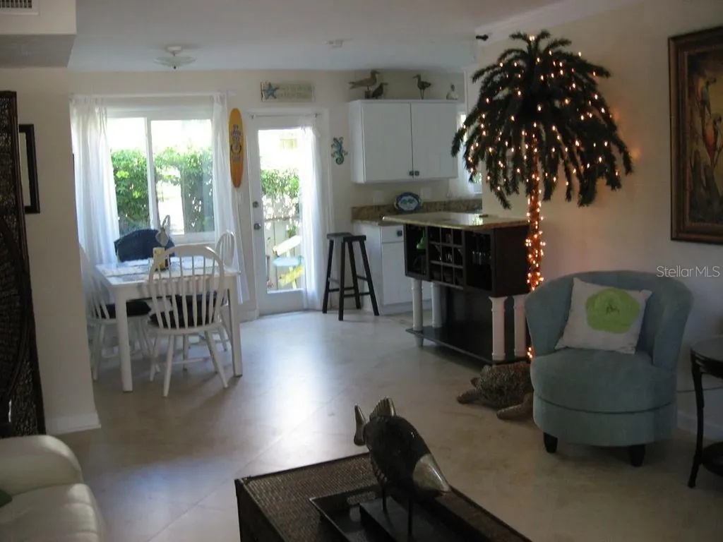 411 S Pine Street New Smyrna Beach FL 32169