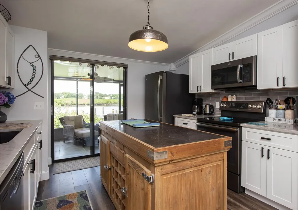 58 NE Sabal Cay Court New Smyrna Beach FL 32169