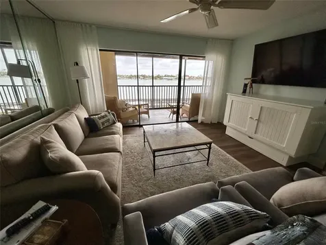 446 Bouchelle Drive New Smyrna Beach FL 32169