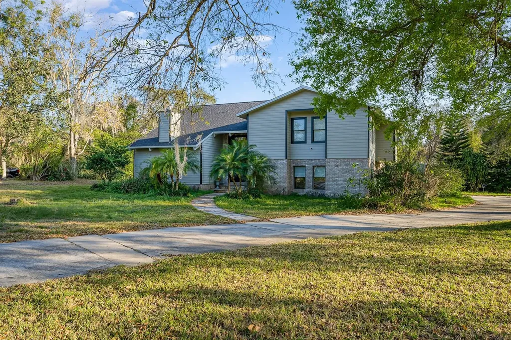 3885 Hidden Hills Drive Titusville FL 32796
