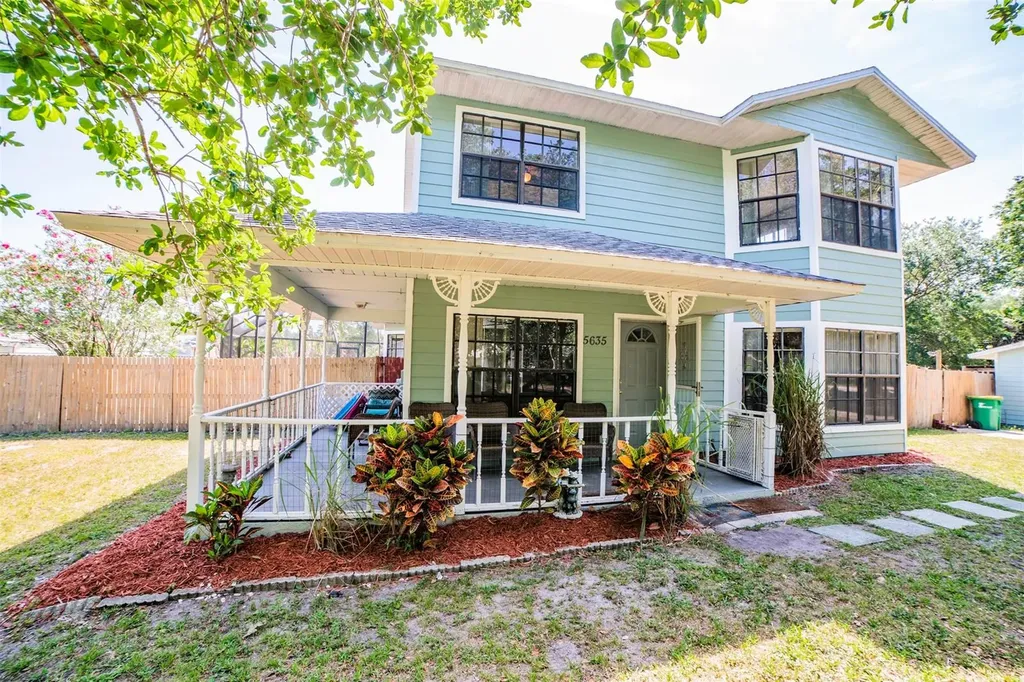 5635 Stamford Street Mims FL 32754