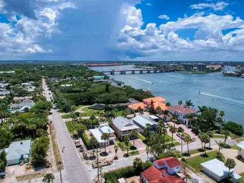207 Kirkland Road New Smyrna Beach FL 32169