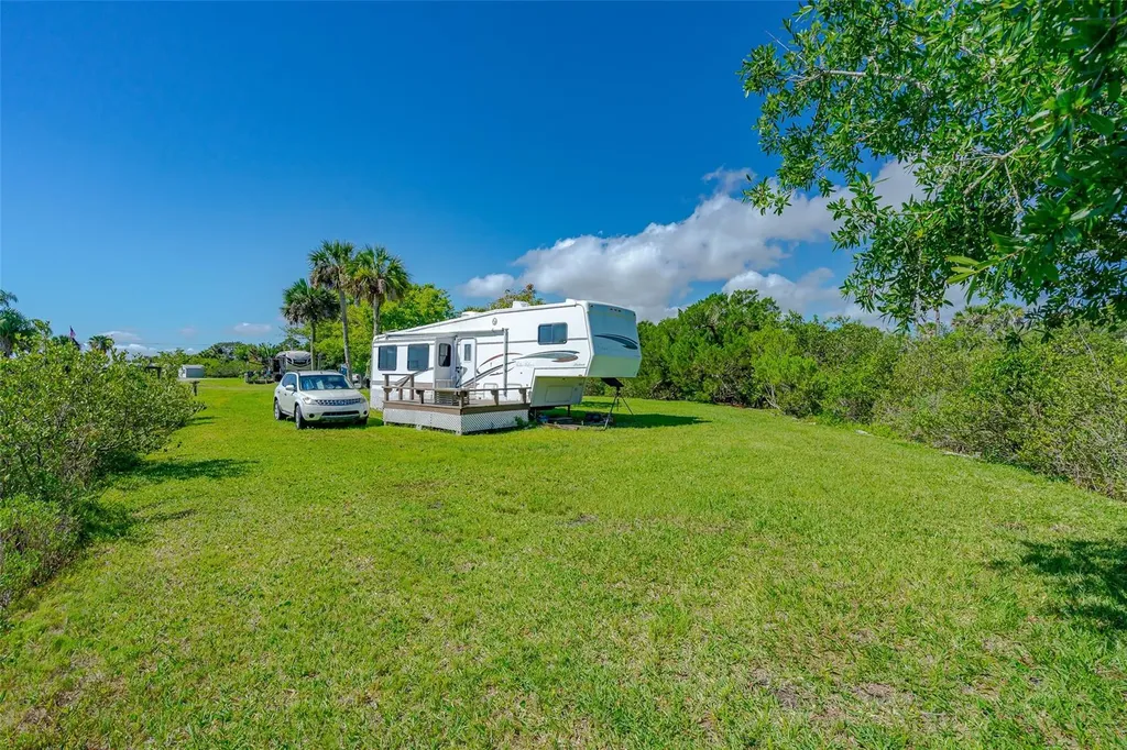 416 E Halifax Avenue Oak Hill FL 32759