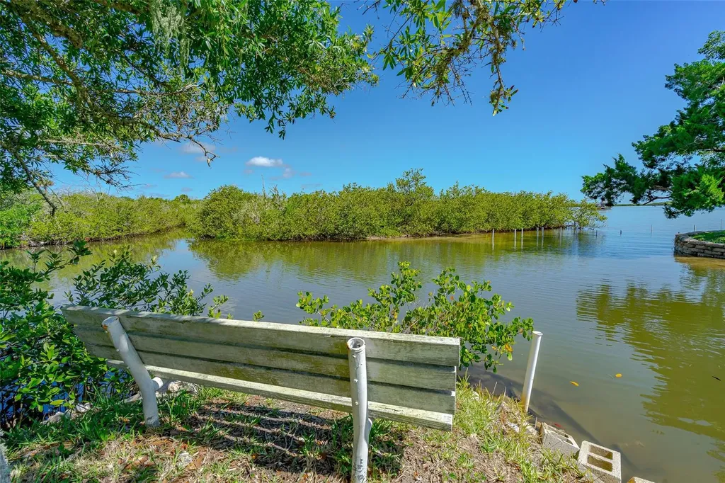 416 E Halifax Avenue Oak Hill FL 32759