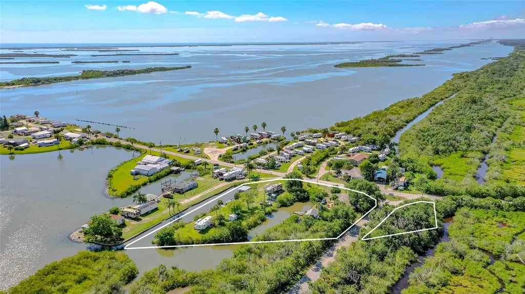 416 E Halifax Avenue Oak Hill FL 32759