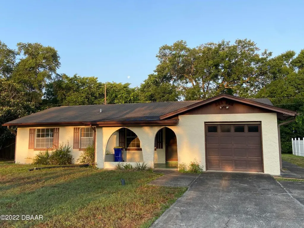 1920 Travelers Palm Drive Edgewater FL 32141