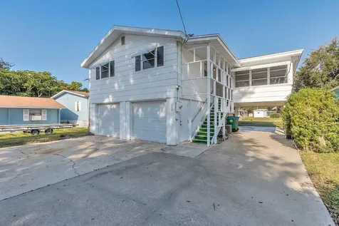 240 Randle Avenue Oak Hill FL 32759
