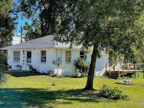 131 W Brooks Circle Oak Hill FL 32759