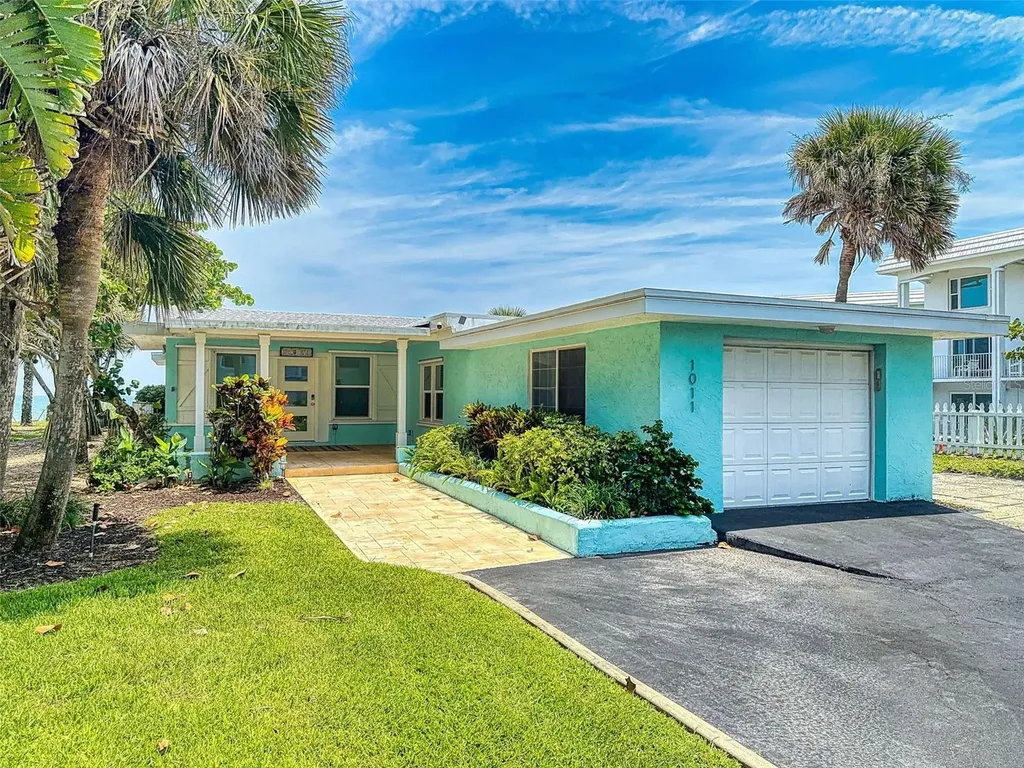 1011 Hill Street New Smyrna Beach FL 32169