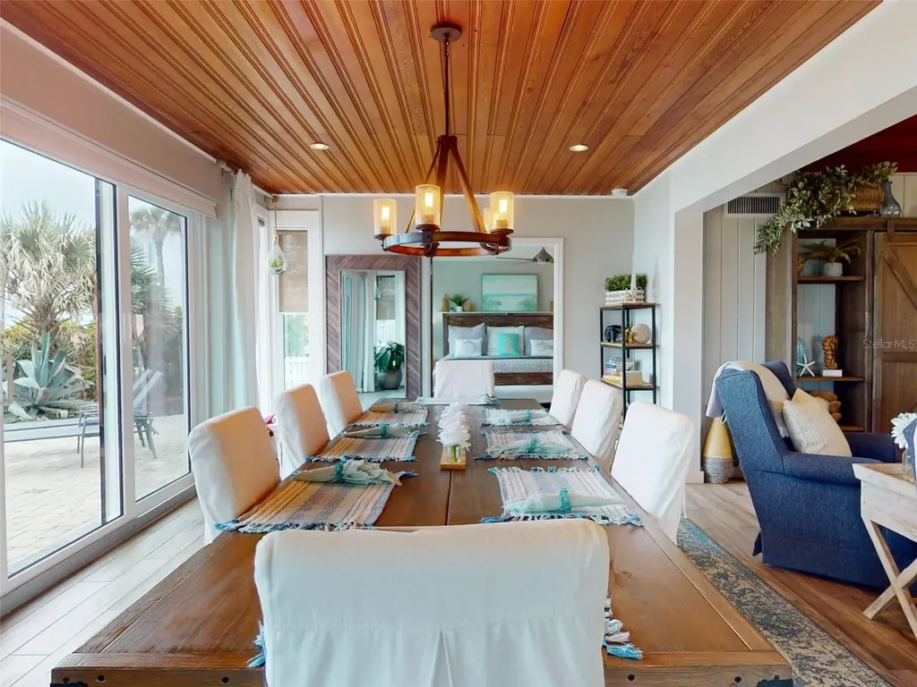 1011 Hill Street New Smyrna Beach FL 32169