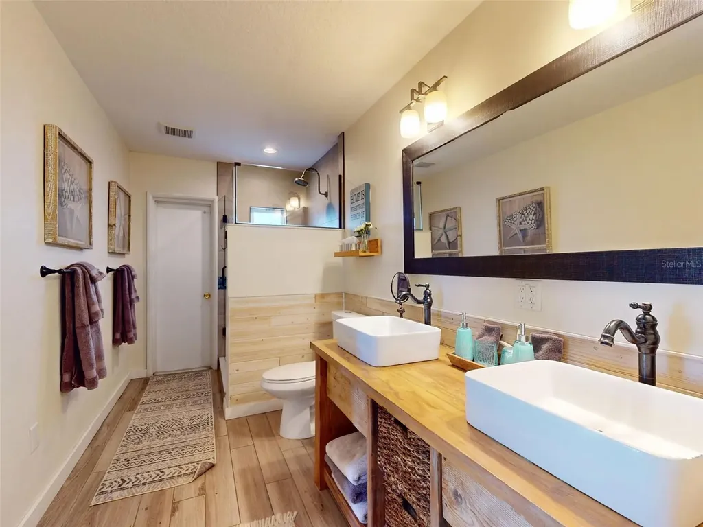 1011 Hill Street New Smyrna Beach FL 32169