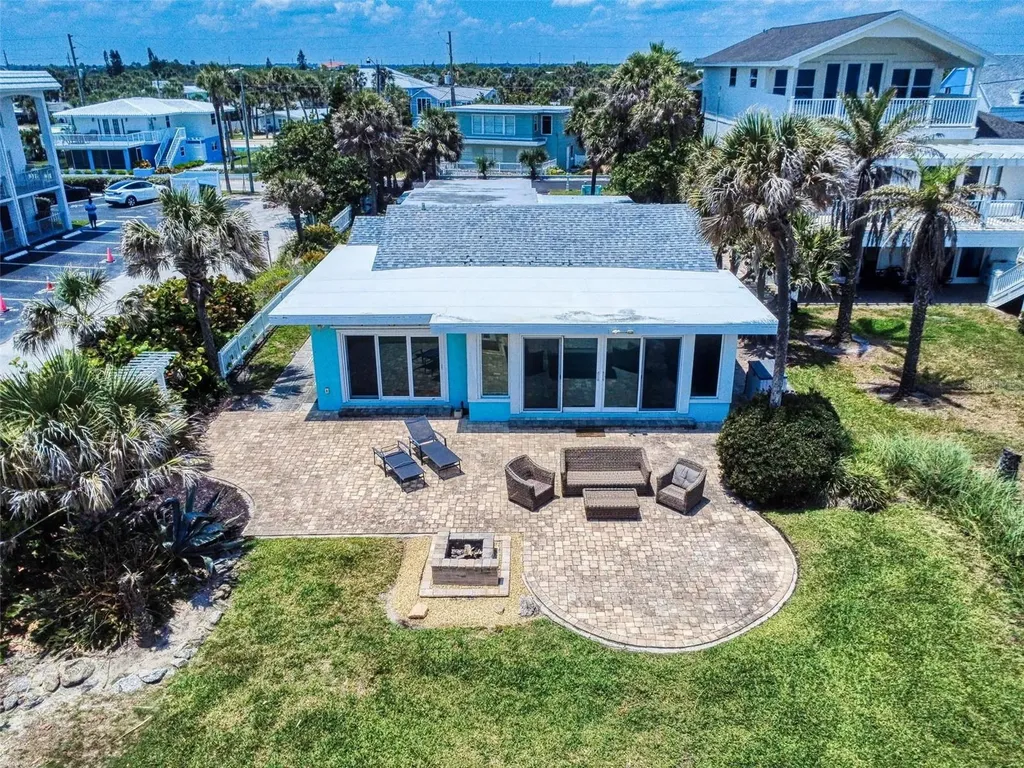 1011 Hill Street New Smyrna Beach FL 32169