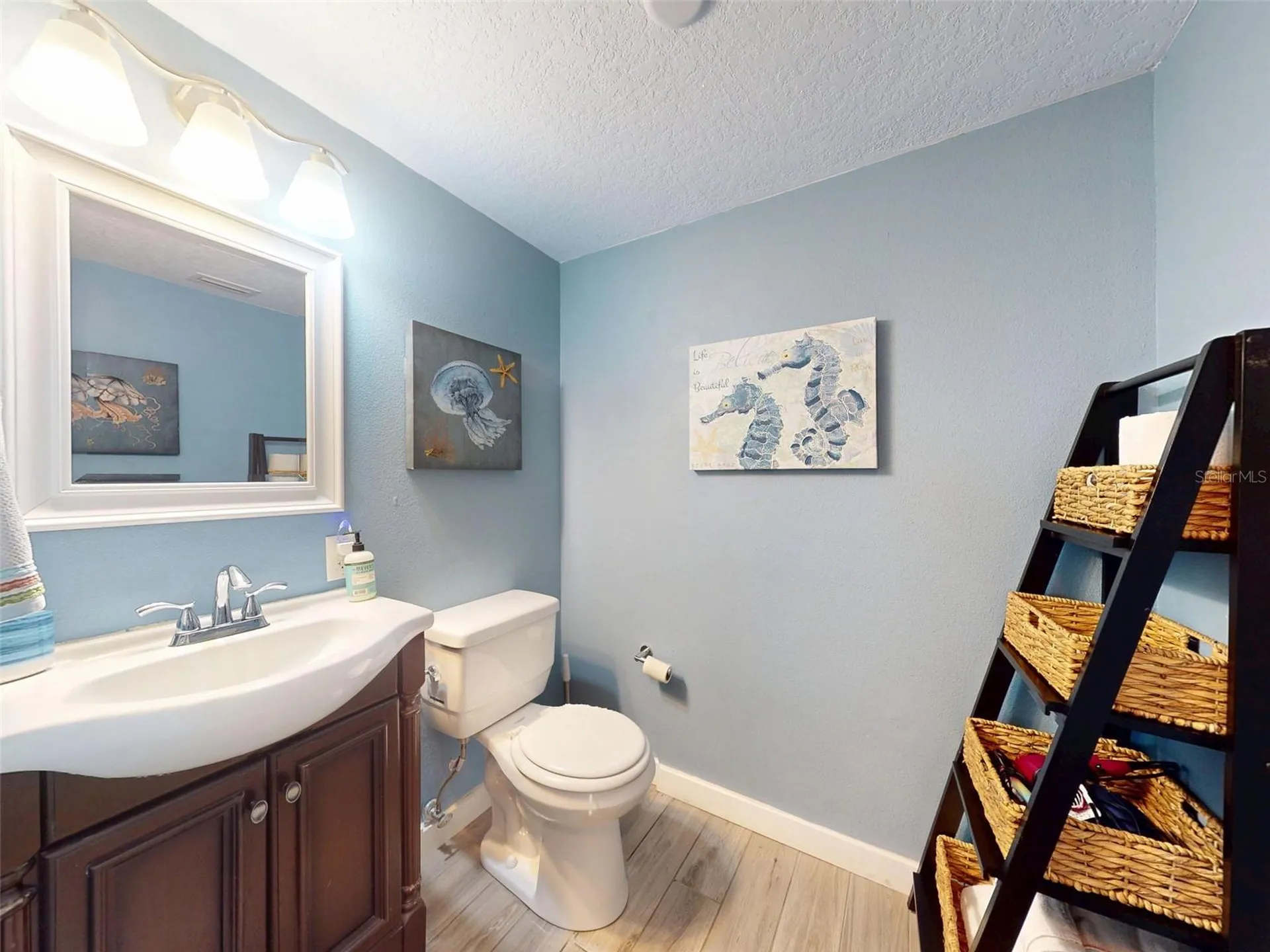 1011 Hill Street New Smyrna Beach FL 32169