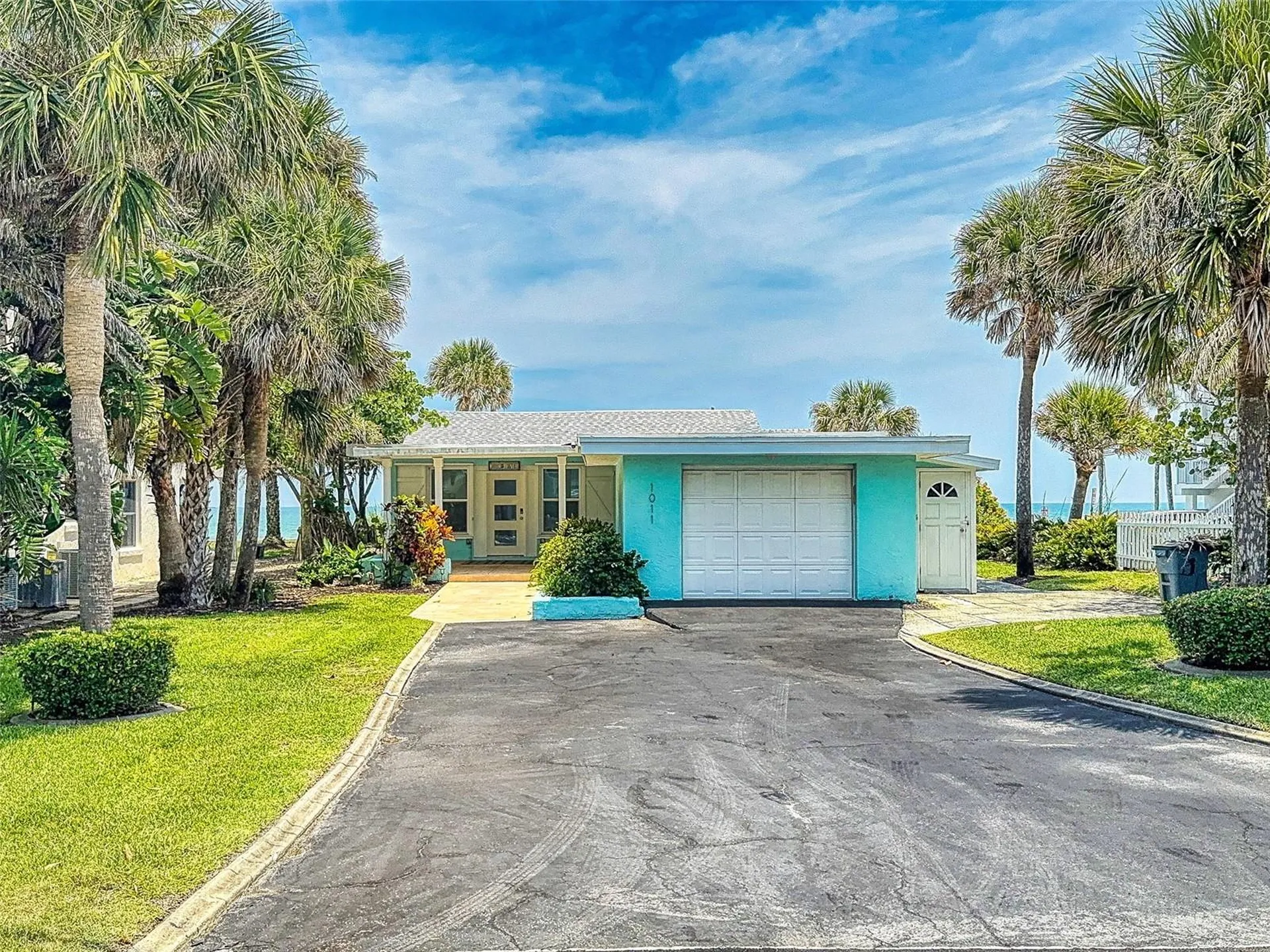 1011 Hill Street New Smyrna Beach FL 32169