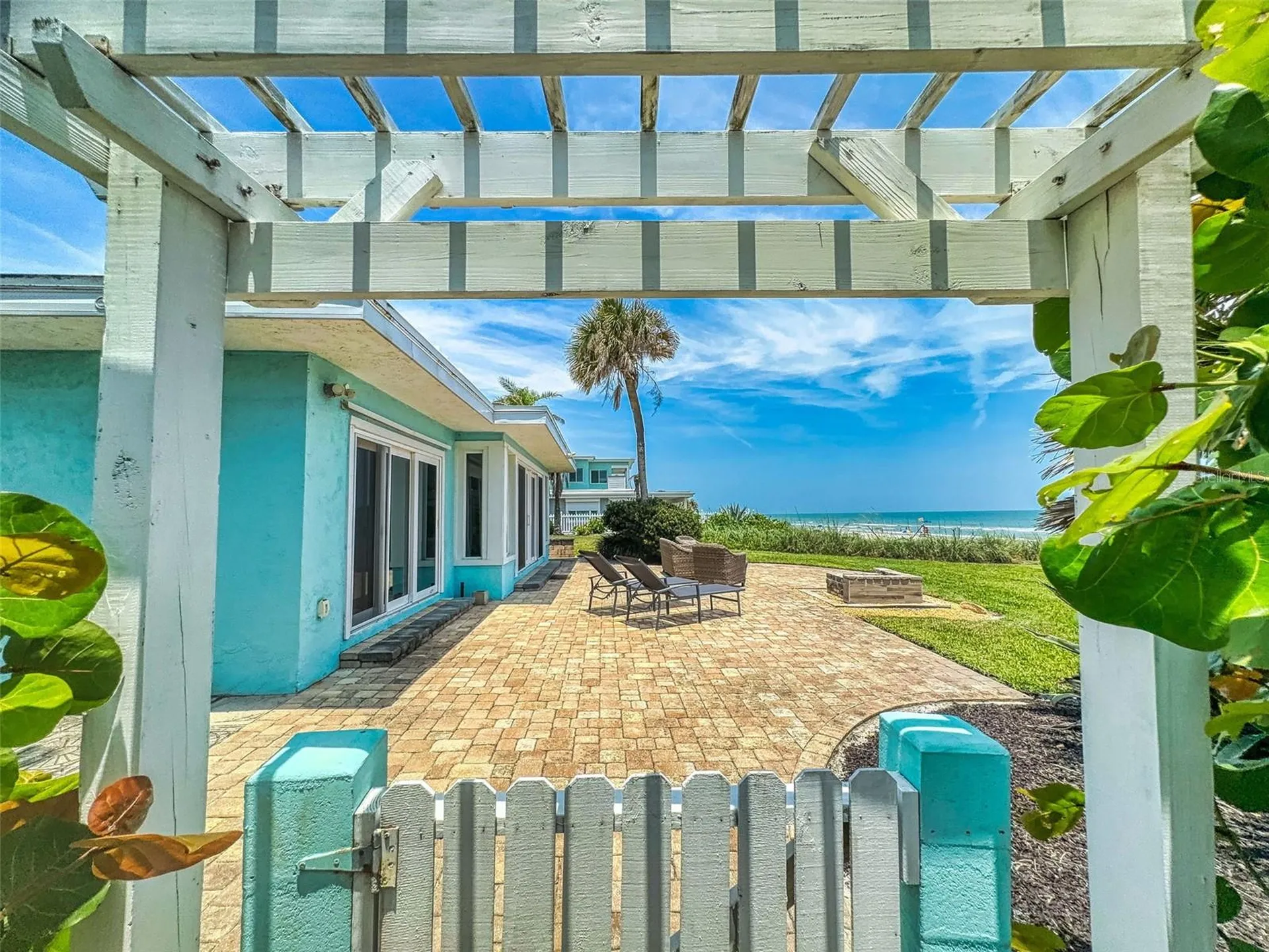 1011 Hill Street New Smyrna Beach FL 32169