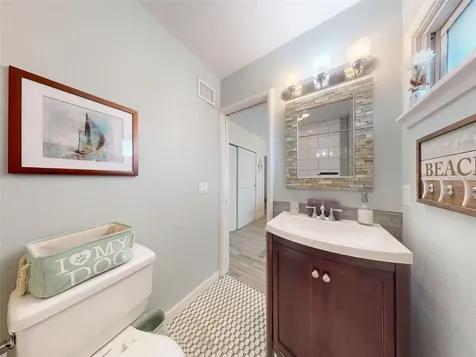 1011 Hill Street New Smyrna Beach FL 32169