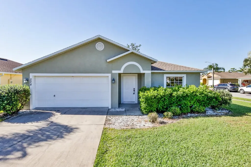 228 Tree Branch Lane Edgewater FL 32141