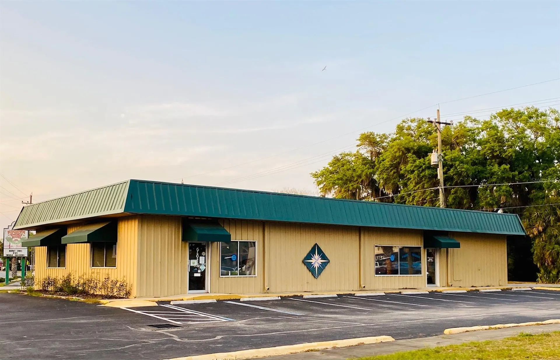 401 Mary Avenue New Smyrna Beach FL 32168