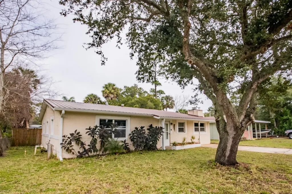 406 Olive Street South Daytona FL 32119