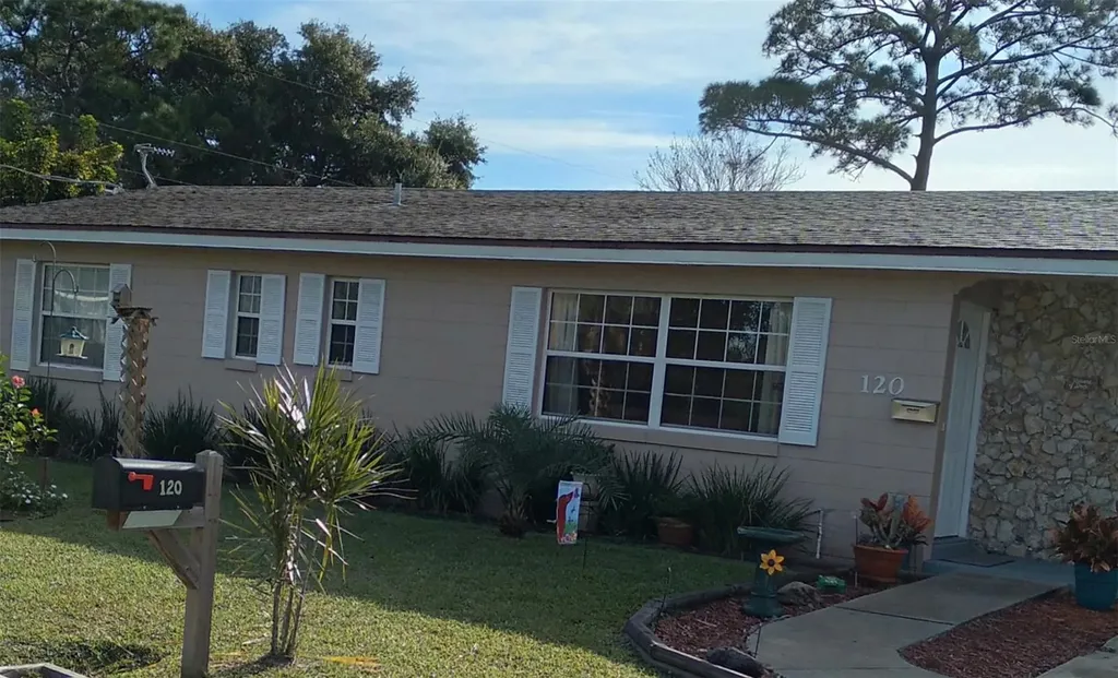 120 W Ocean Avenue Edgewater FL 32132