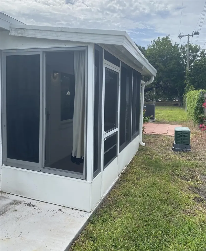 6051 Lilli Way Bradenton FL 34207