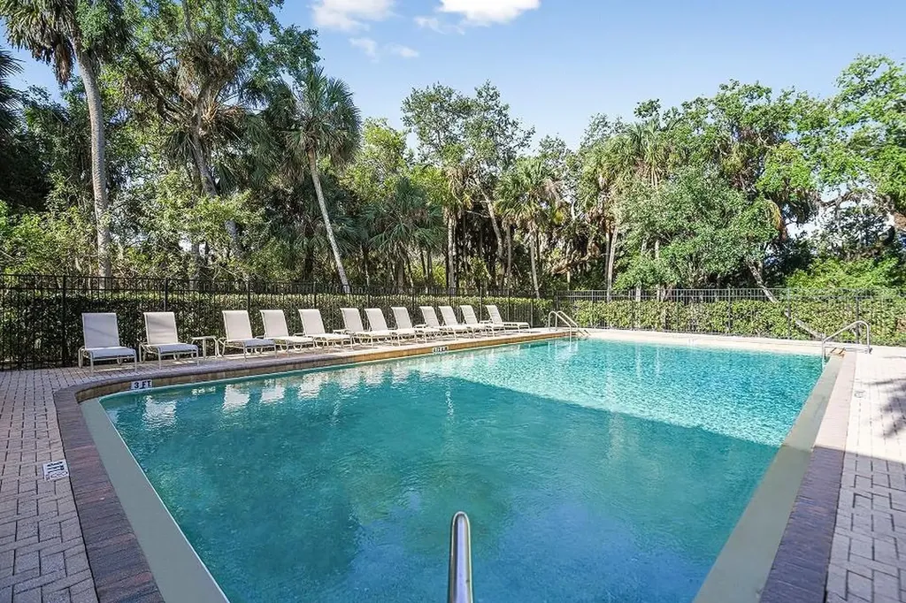 824 Tennyson Mill Circle Tampa FL 33619