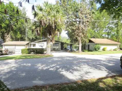 16797 SE 59th Place Ocklawaha FL 32179