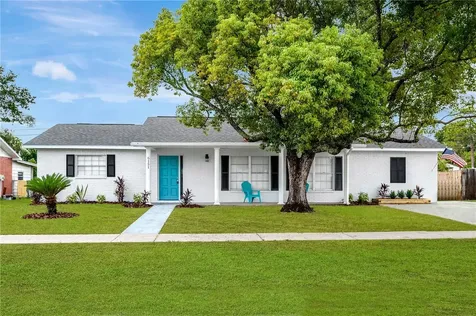 6151 16th Street Zephyrhills FL 33542