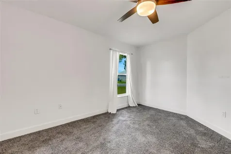 1049 View Pointe Circle Lake Wales FL 33853