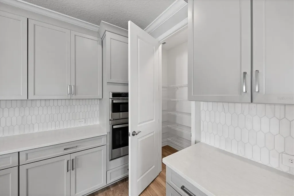 5805 Millennium Silver Court Sarasota FL 34238