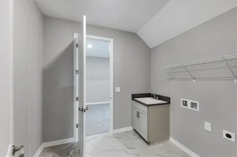 5805 Millennium Silver Court Sarasota FL 34238