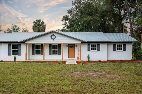 201 Plant Avenue NE Branford FL 32008