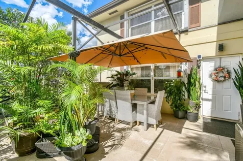29 Clinton Court Royal Palm Beach FL 33411