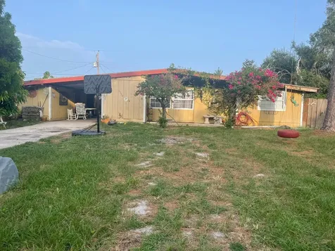 2732 Lench Place Sarasota FL 34235