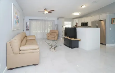 568 Oak Branch Circle Kissimmee FL 34758
