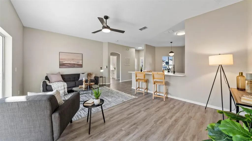 745 Jaybee Avenue Davenport FL 33897
