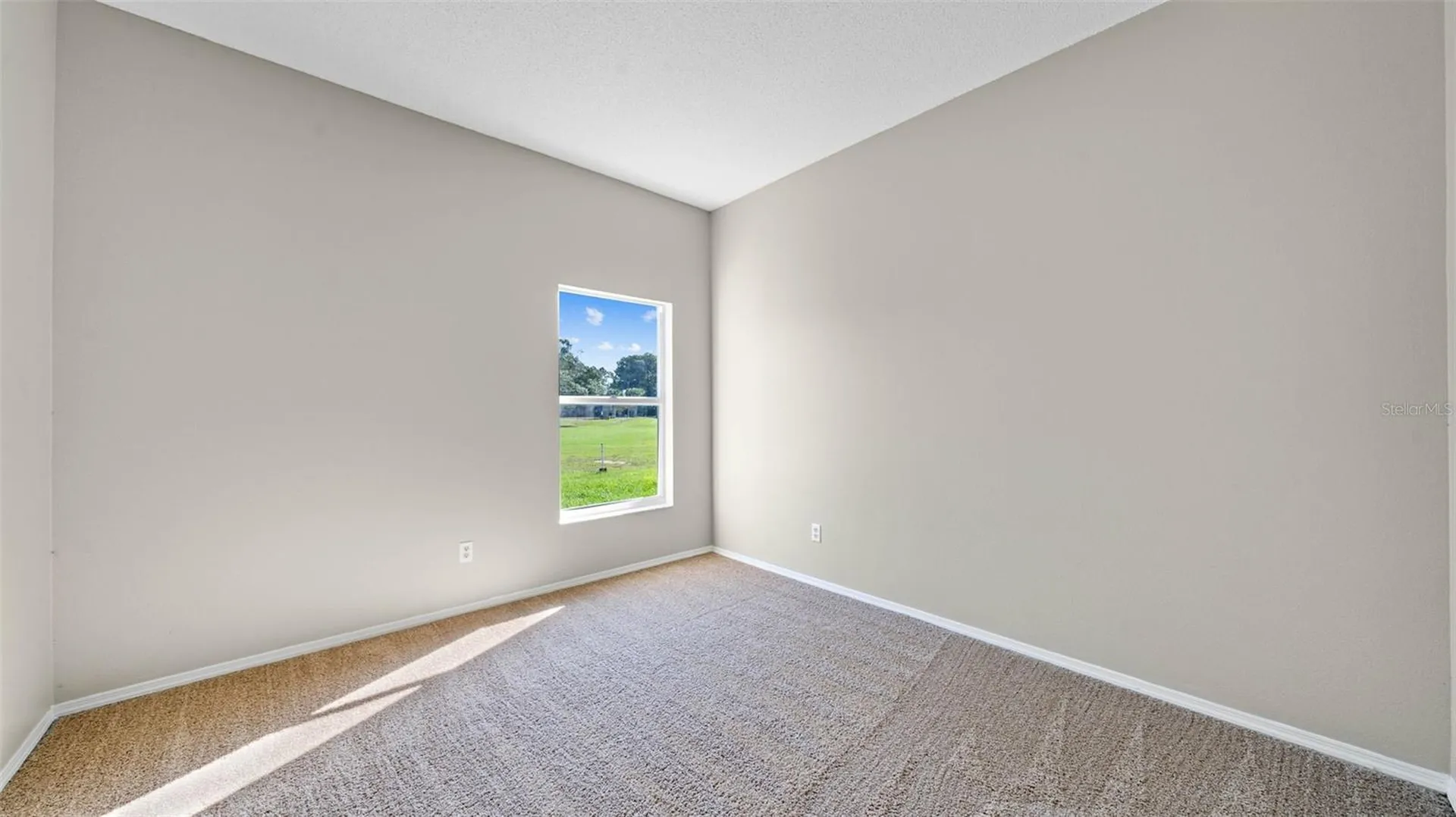745 Jaybee Avenue Davenport FL 33897