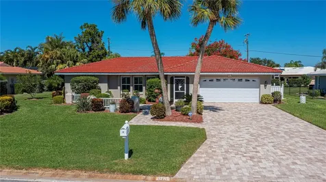 213 Chardin Drive Nokomis FL 34275