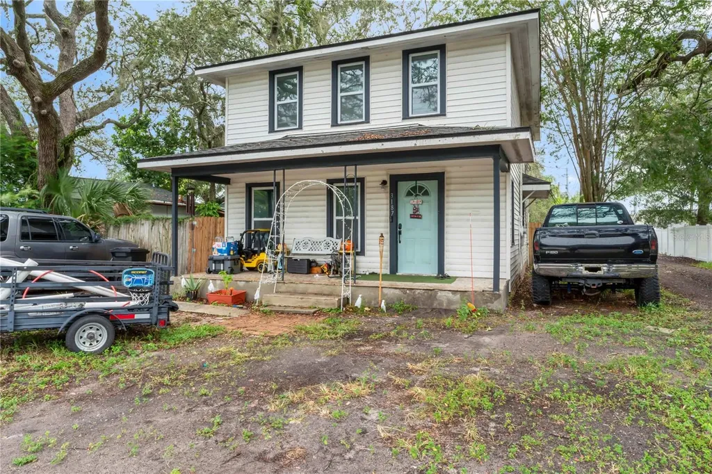 3187 66th Avenue N St Petersburg FL 33702